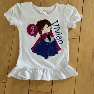 Vivian ‘2’ frozen Anna shirt